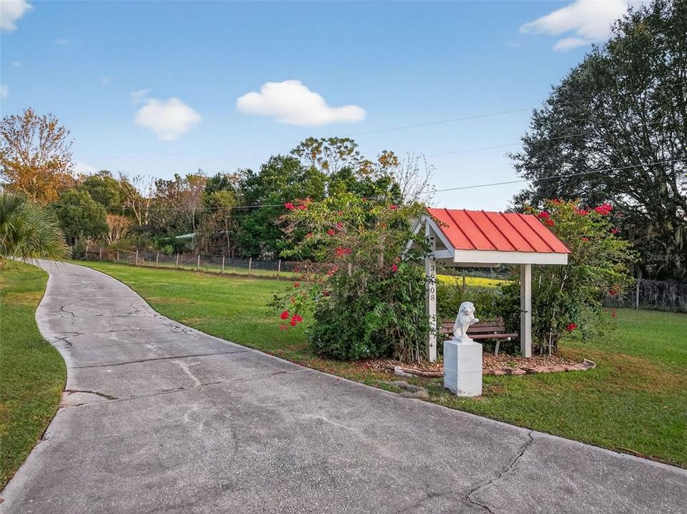 En Venta: $899,000 (5 camas, 3 baños, 3468 Pies cuadrados)