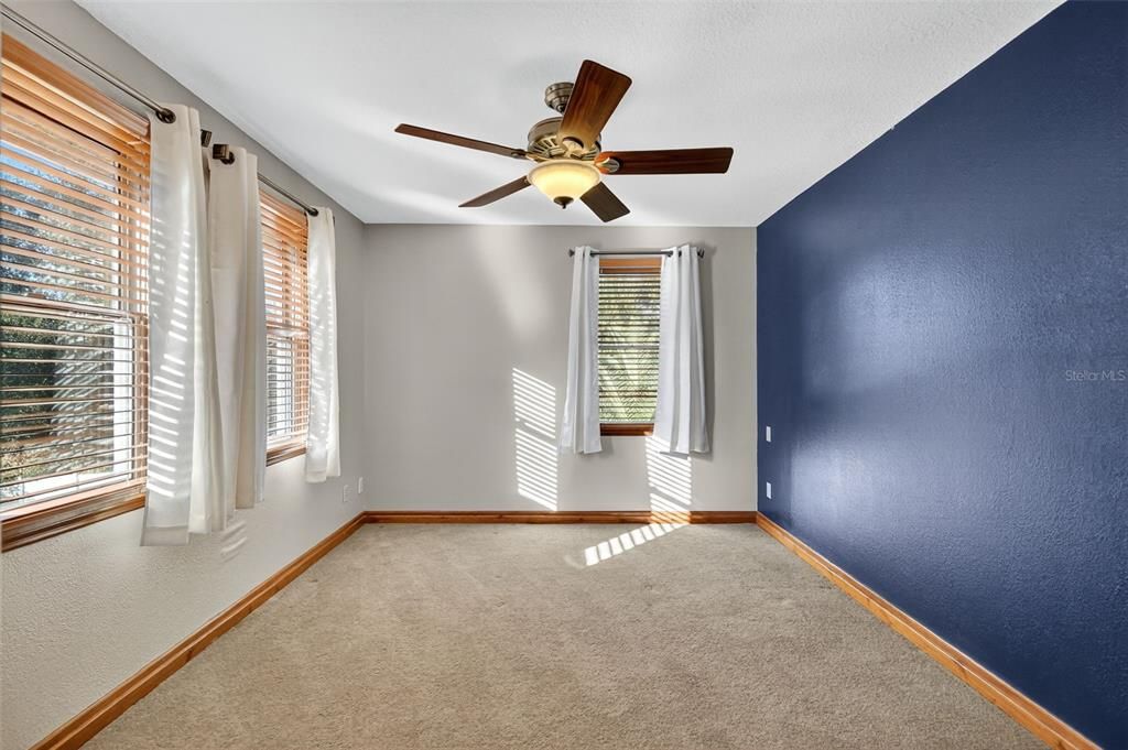 En Venta: $899,000 (5 camas, 3 baños, 3468 Pies cuadrados)