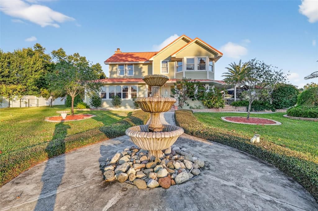 En Venta: $899,000 (5 camas, 3 baños, 3468 Pies cuadrados)