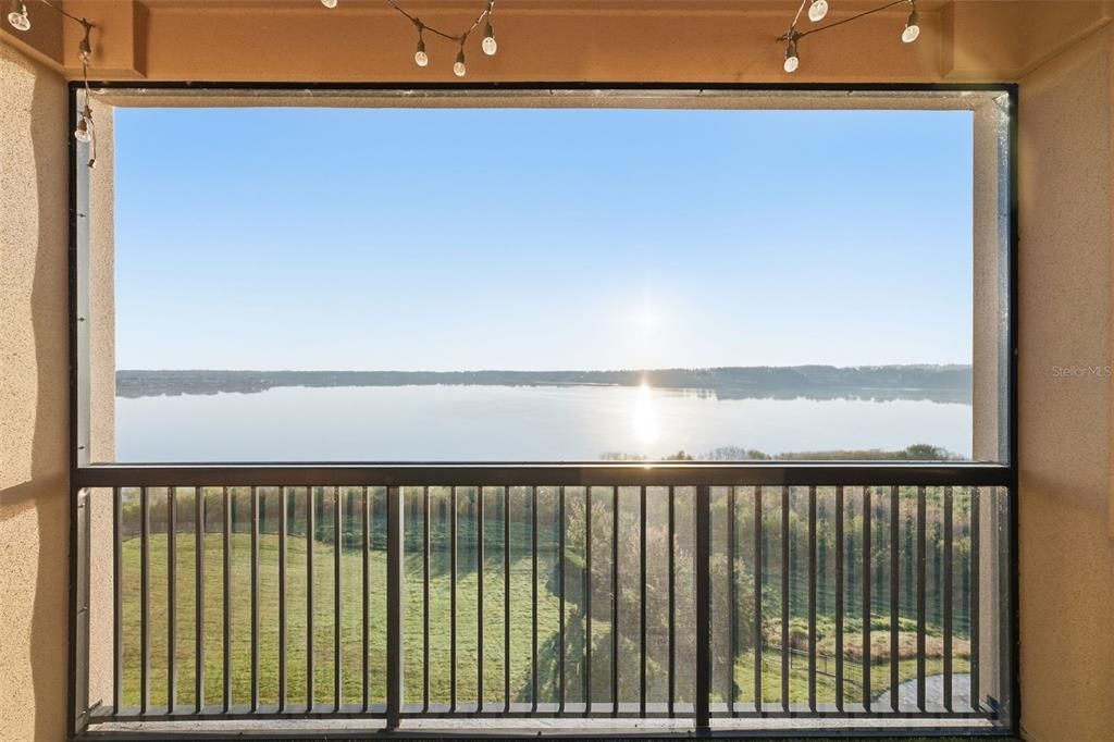 En Venta: $469,900 (3 camas, 3 baños, 1568 Pies cuadrados)