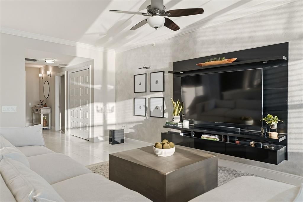 En Venta: $469,900 (3 camas, 3 baños, 1568 Pies cuadrados)