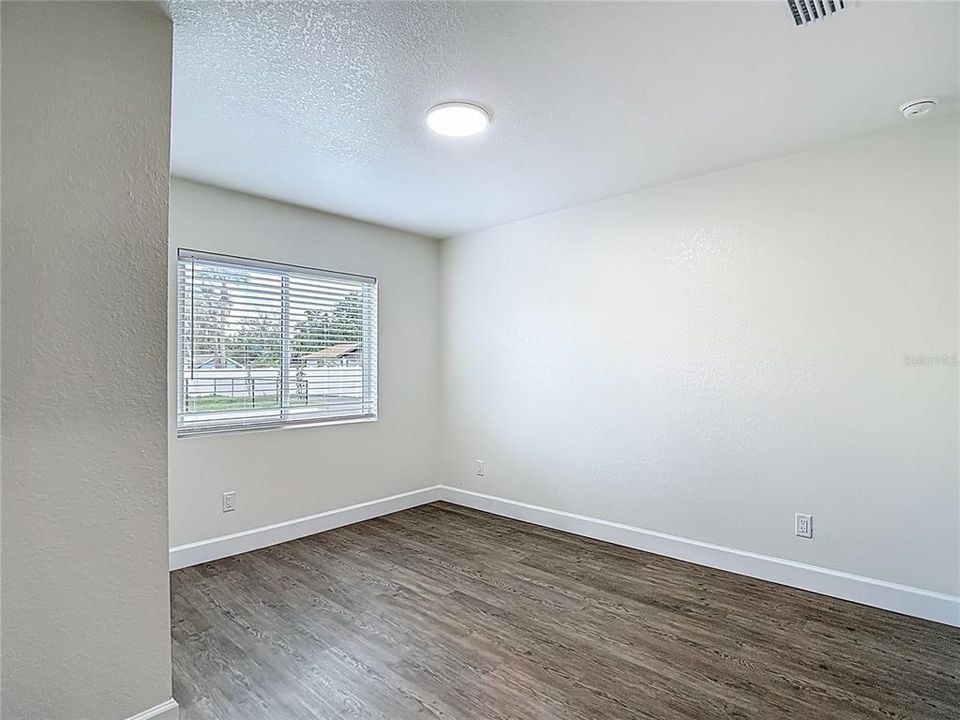 出租: $2,299 (3 贝兹, 2 浴室, 1130 平方英尺)