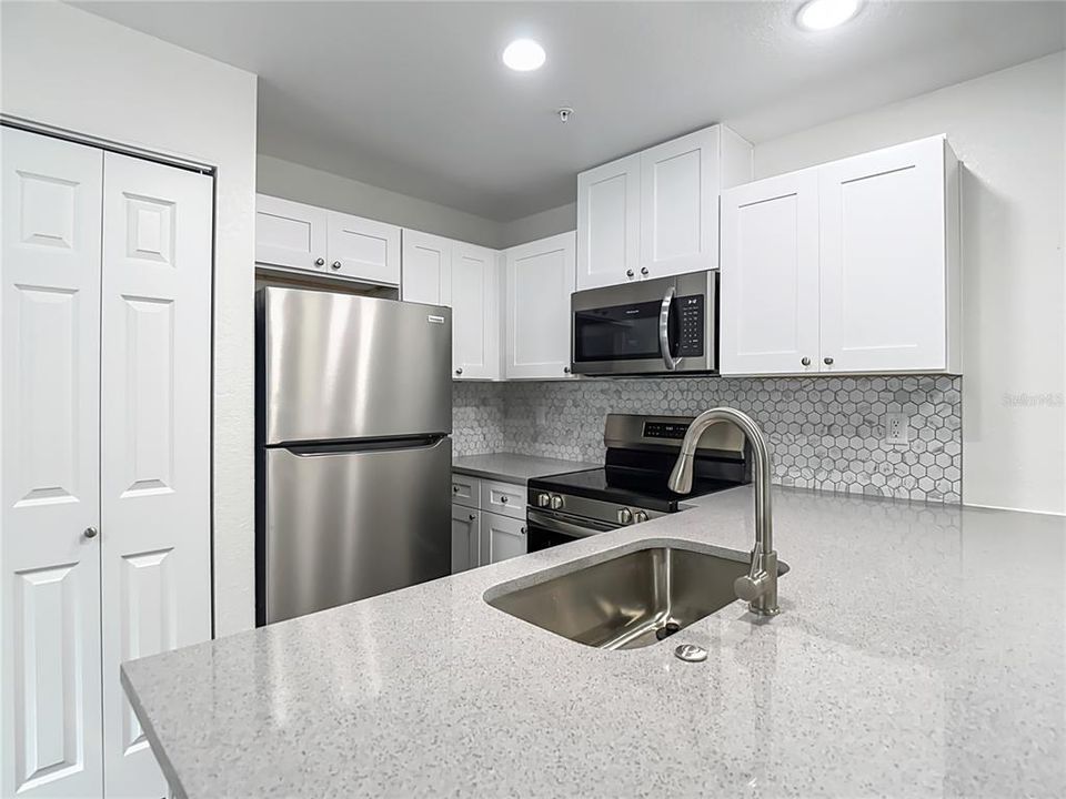 出租: $2,299 (3 贝兹, 2 浴室, 1130 平方英尺)