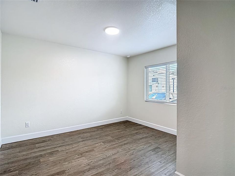 出租: $2,299 (3 贝兹, 2 浴室, 1130 平方英尺)