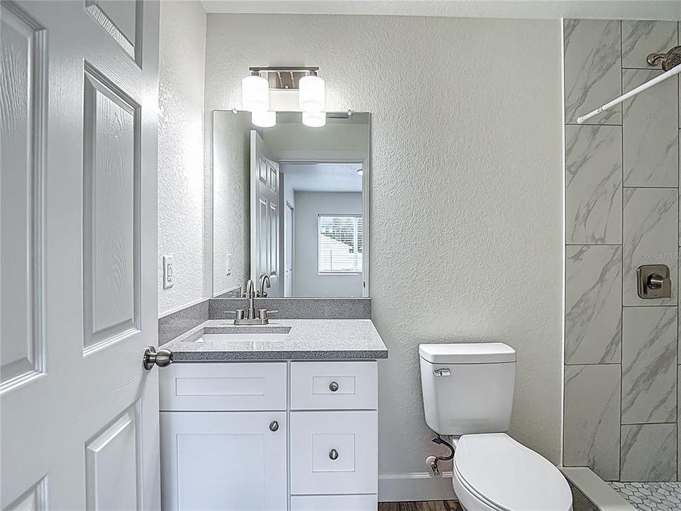 出租: $2,299 (3 贝兹, 2 浴室, 1130 平方英尺)