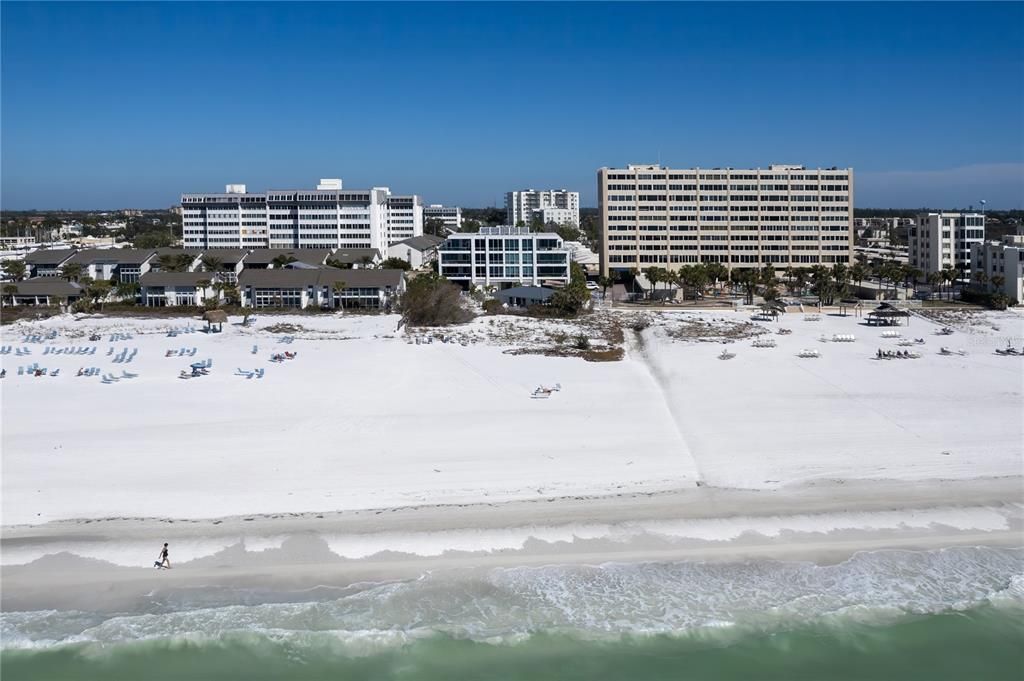 На продажу: $6,499,000 (4 спален, 4 ванн, 3882 Квадратных фут)