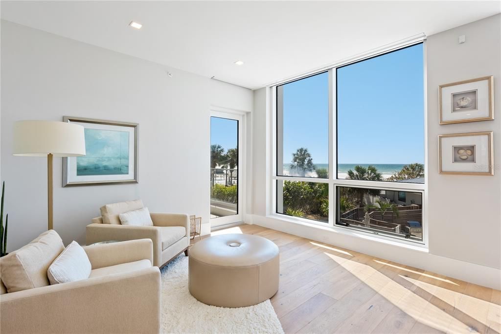 На продажу: $6,499,000 (4 спален, 4 ванн, 3882 Квадратных фут)