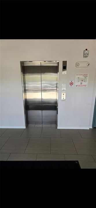 For Rent: $1,595 (1 beds, 1 baths, 733 Square Feet)