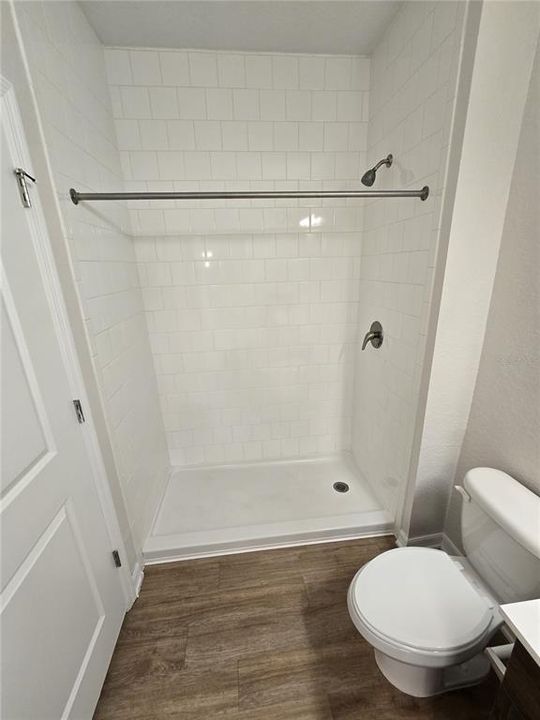 For Rent: $1,595 (1 beds, 1 baths, 733 Square Feet)