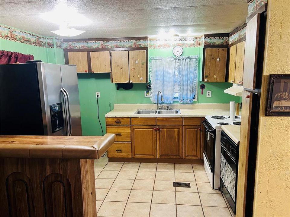 For Sale: $105,000 (3 beds, 2 baths, 1248 Square Feet)