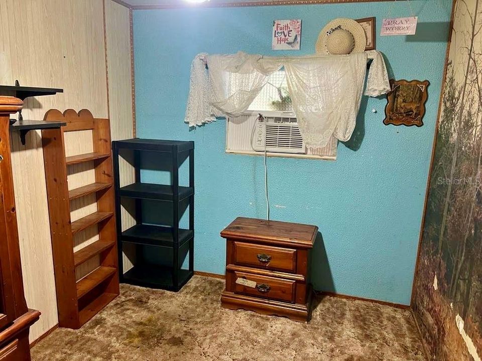 For Sale: $105,000 (3 beds, 2 baths, 1248 Square Feet)