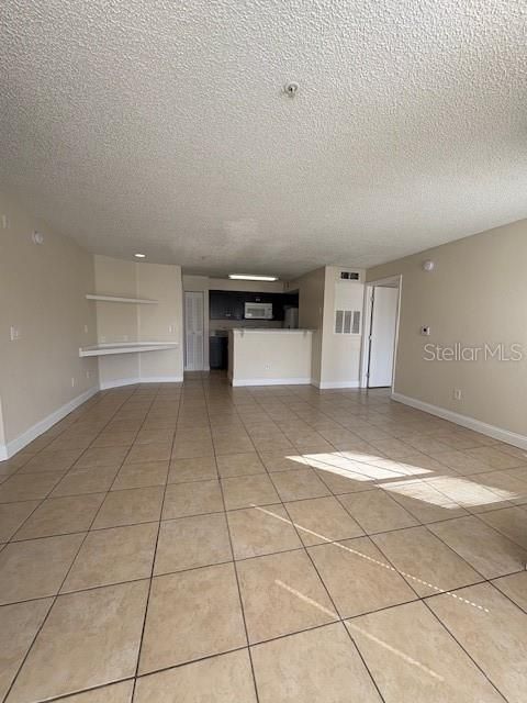 For Rent: $1,650 (2 beds, 2 baths, 1026 Square Feet)