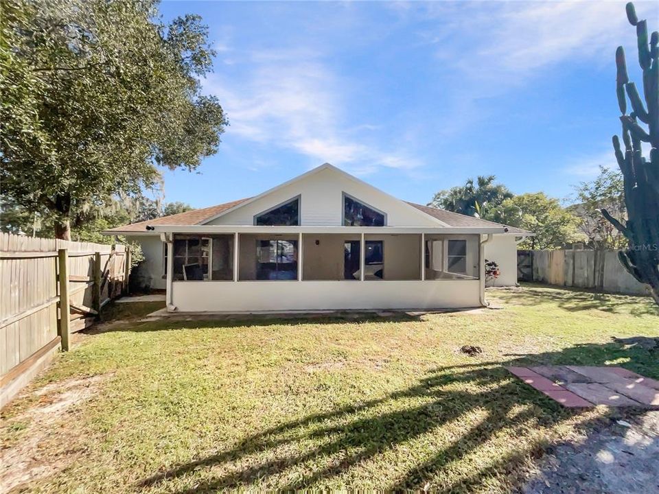 На продажу: $360,000 (3 спален, 2 ванн, 1636 Квадратных фут)