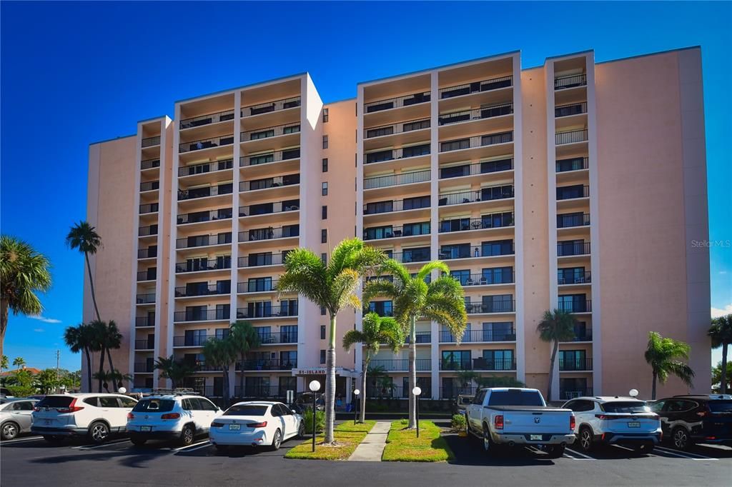 出租: $2,450 (1 贝兹, 1 浴室, 680 平方英尺)