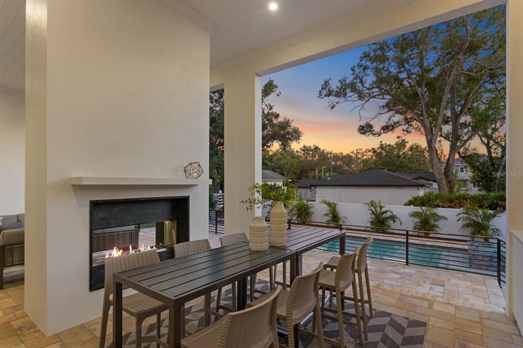 For Sale: $4,745,000 (5 beds, 6 baths, 6584 Square Feet)