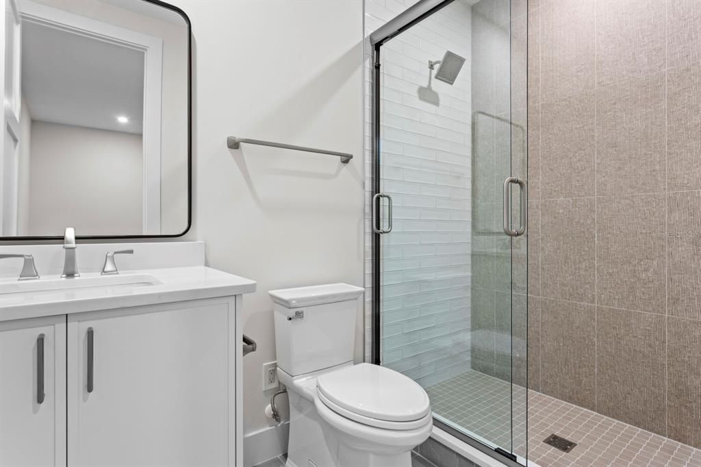 For Sale: $4,745,000 (5 beds, 6 baths, 6584 Square Feet)