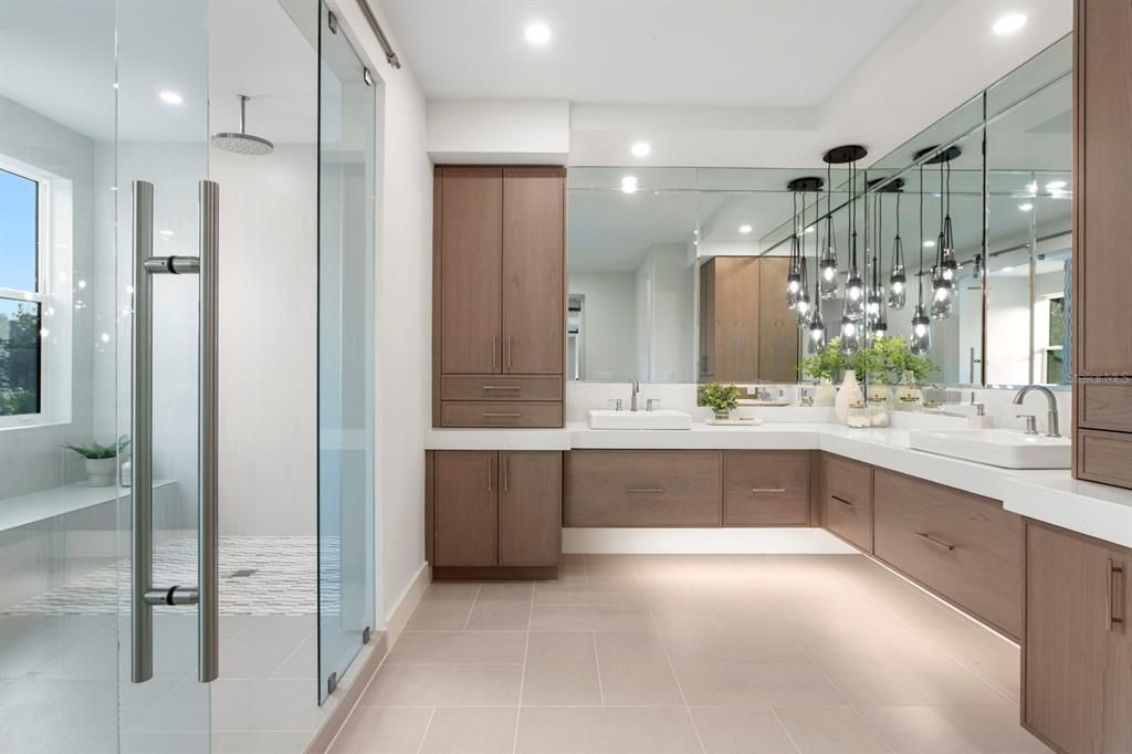 For Sale: $4,745,000 (5 beds, 6 baths, 6584 Square Feet)