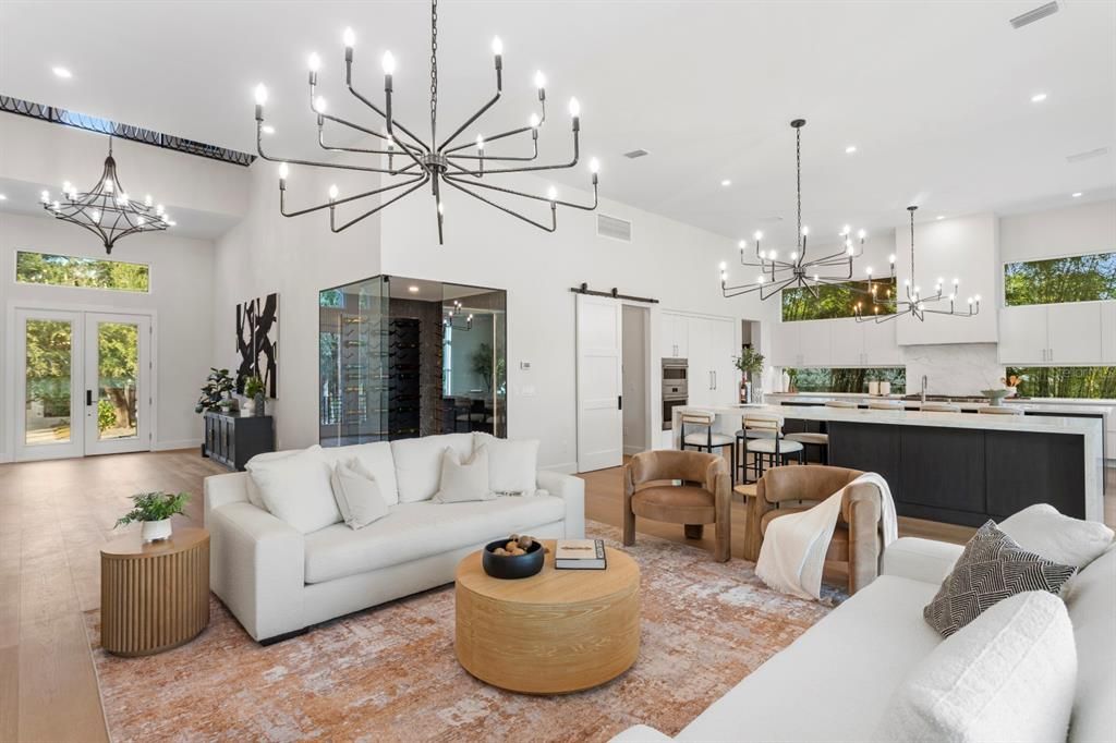 For Sale: $4,745,000 (5 beds, 6 baths, 6584 Square Feet)