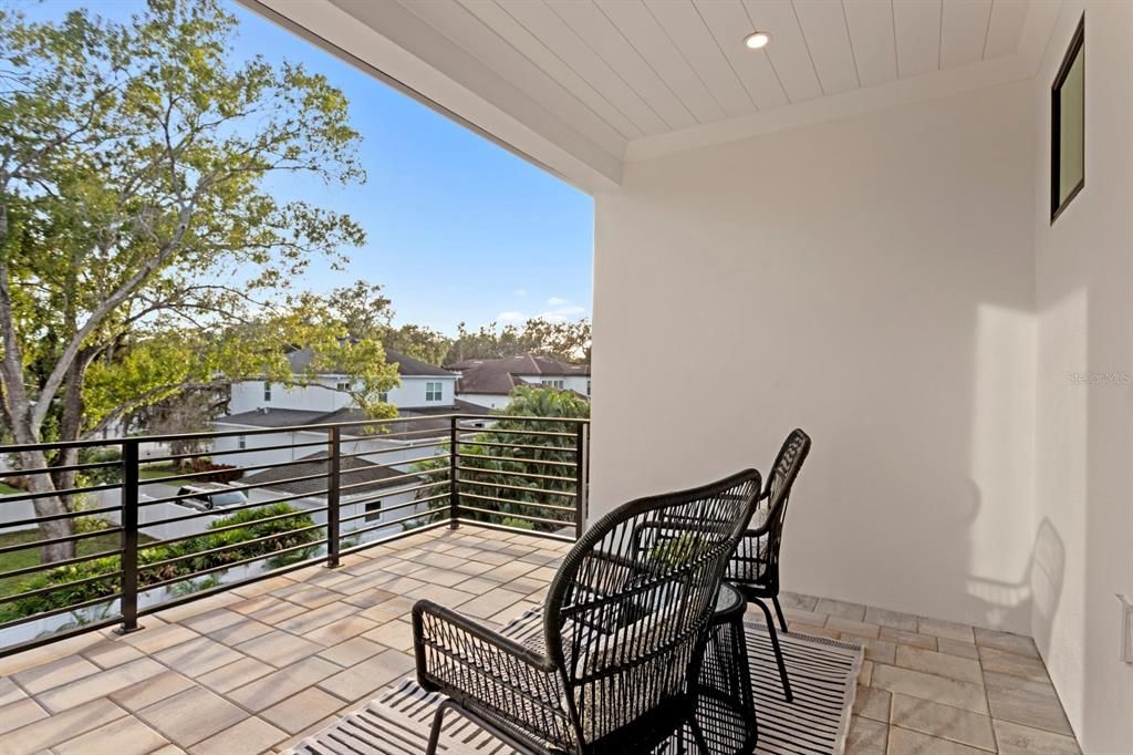 For Sale: $4,745,000 (5 beds, 6 baths, 6584 Square Feet)