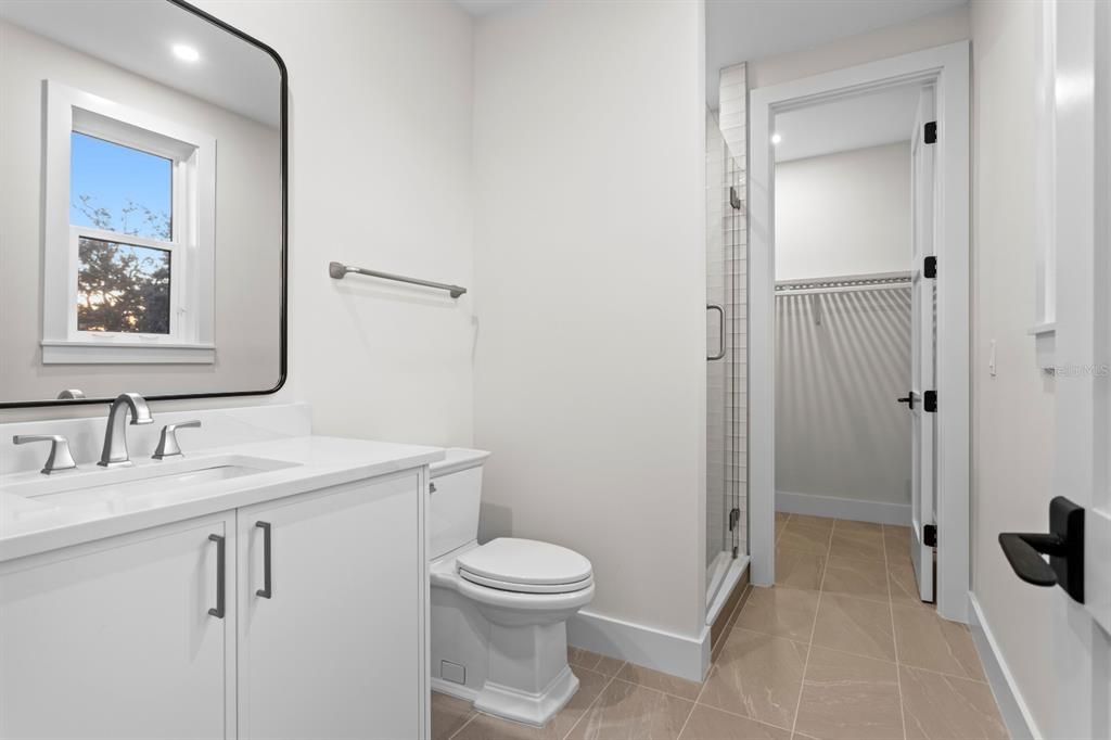 For Sale: $4,745,000 (5 beds, 6 baths, 6584 Square Feet)