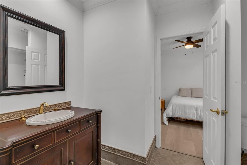 待售: $869,000 (3 贝兹, 2 浴室, 2403 平方英尺)