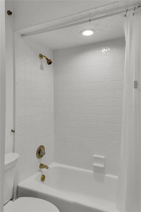 待售: $869,000 (3 贝兹, 2 浴室, 2403 平方英尺)