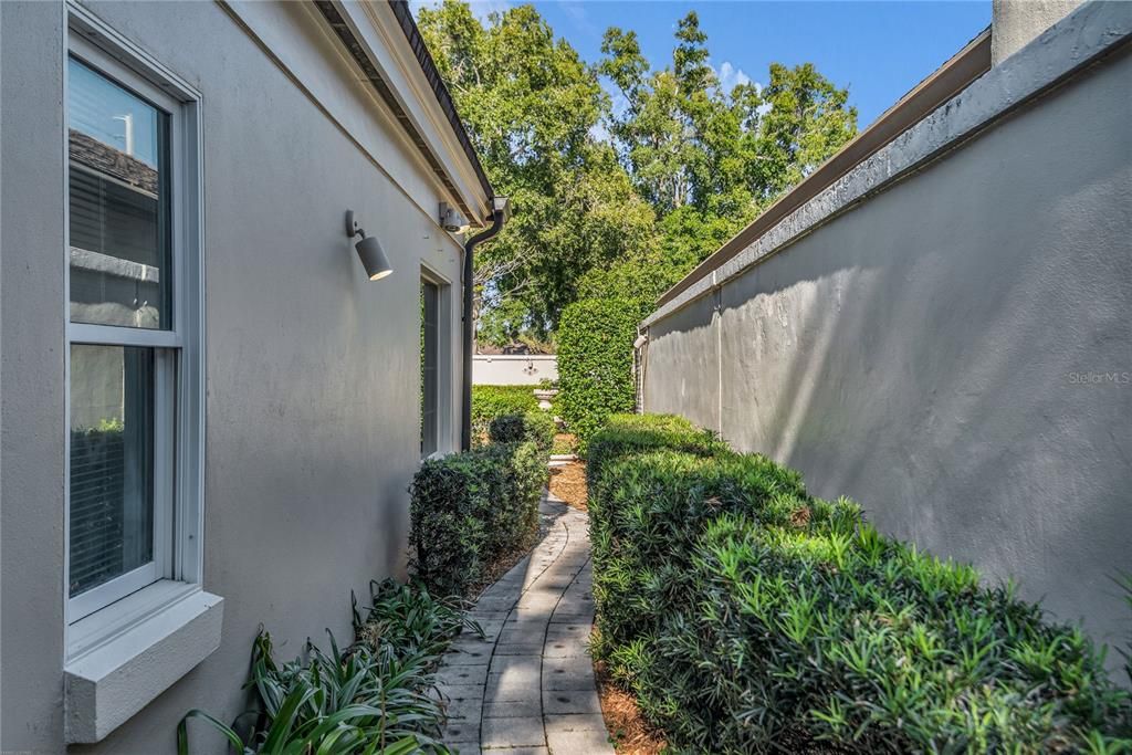 待售: $869,000 (3 贝兹, 2 浴室, 2403 平方英尺)