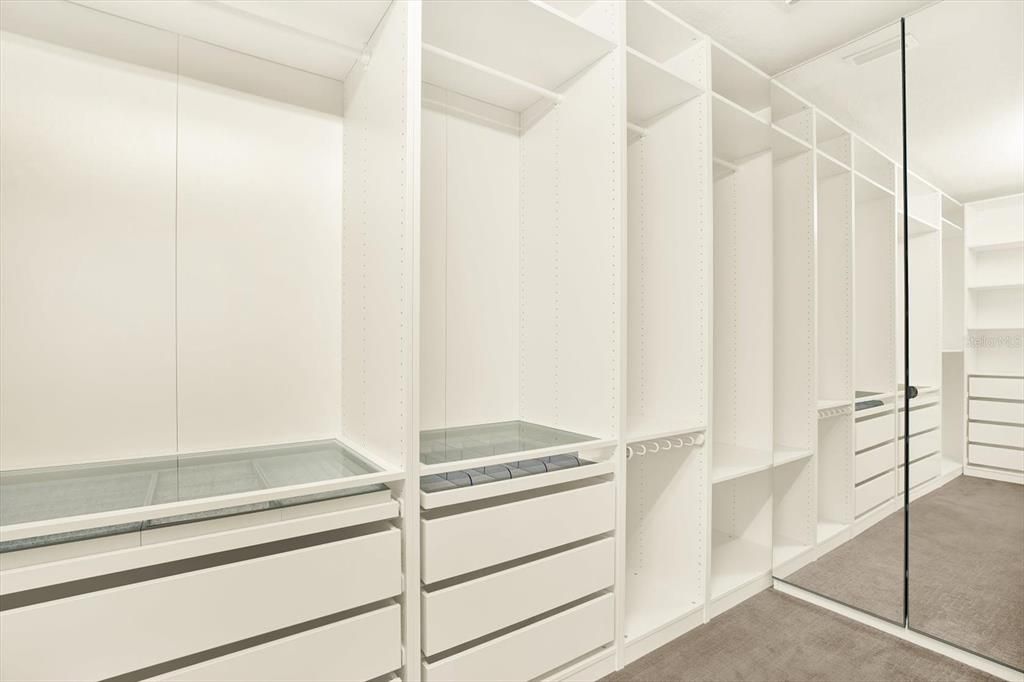 Active With Contract: $600,000 (5 beds, 3 baths, 3424 Square Feet)