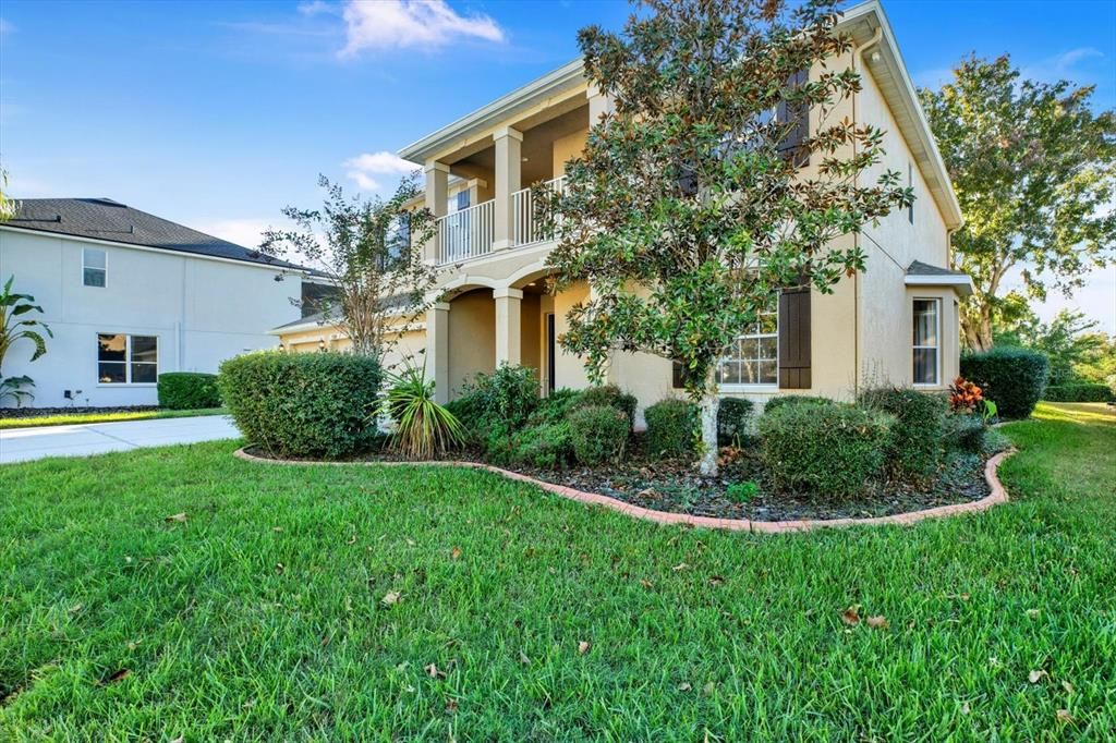 Active With Contract: $600,000 (5 beds, 3 baths, 3424 Square Feet)