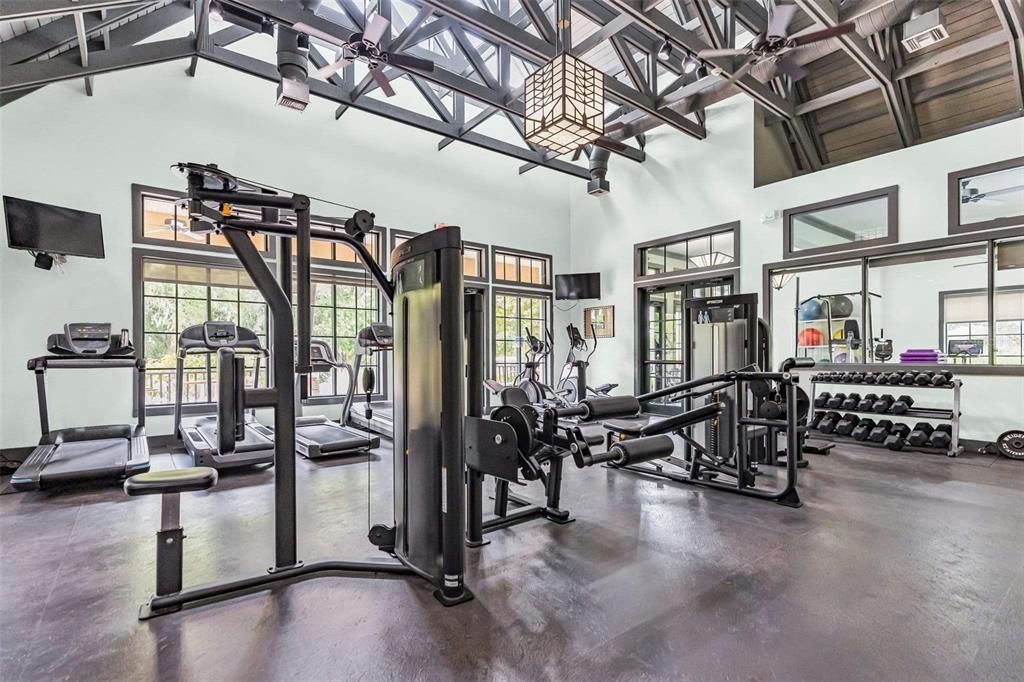 Active With Contract: $600,000 (5 beds, 3 baths, 3424 Square Feet)