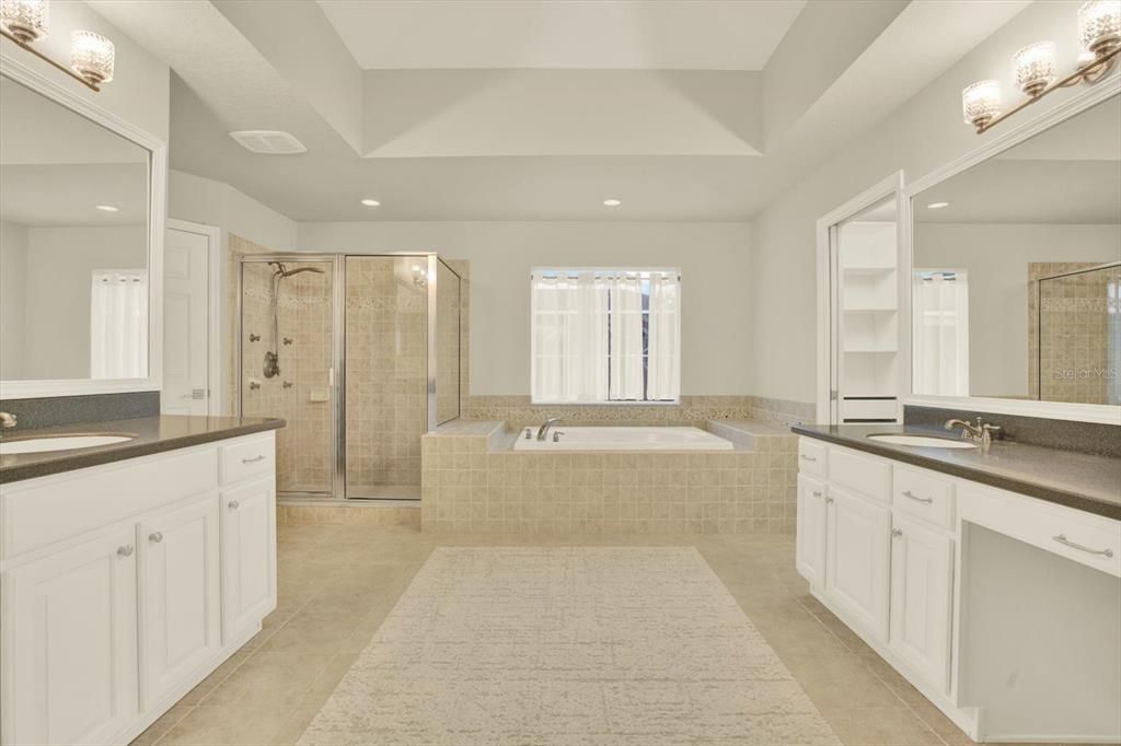 Active With Contract: $600,000 (5 beds, 3 baths, 3424 Square Feet)