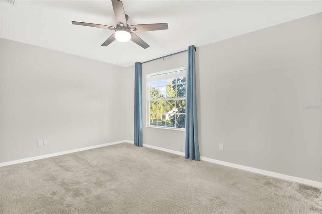 Active With Contract: $600,000 (5 beds, 3 baths, 3424 Square Feet)