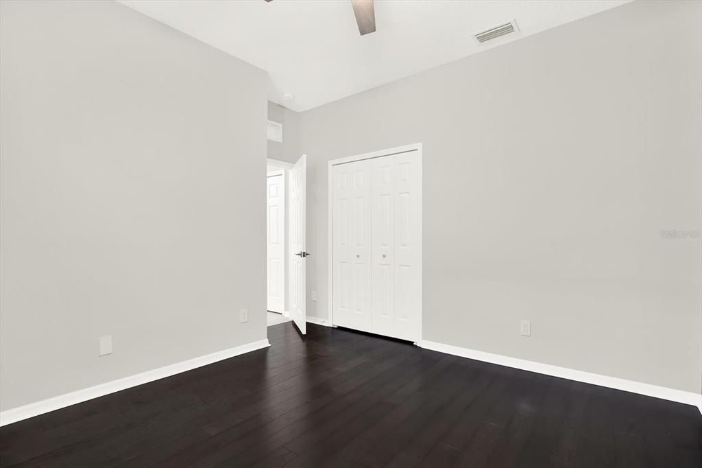 Active With Contract: $600,000 (5 beds, 3 baths, 3424 Square Feet)