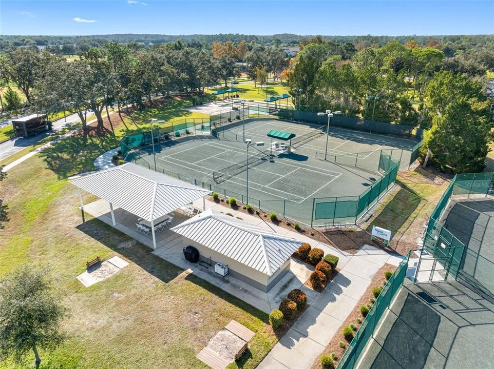 待售: $259,900 (2 贝兹, 2 浴室, 1623 平方英尺)