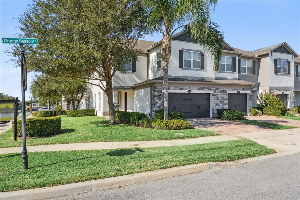 For Sale: $525,000 (3 beds, 2 baths, 2224 Square Feet)