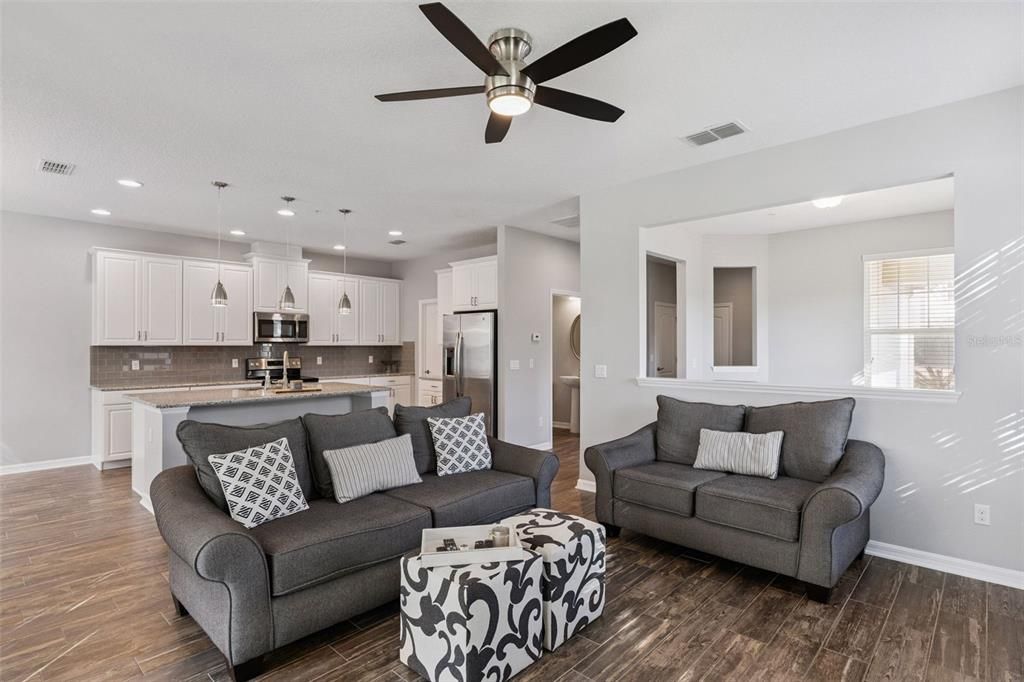 For Sale: $525,000 (3 beds, 2 baths, 2224 Square Feet)