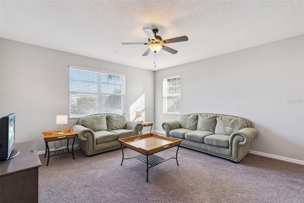 For Sale: $525,000 (3 beds, 2 baths, 2224 Square Feet)