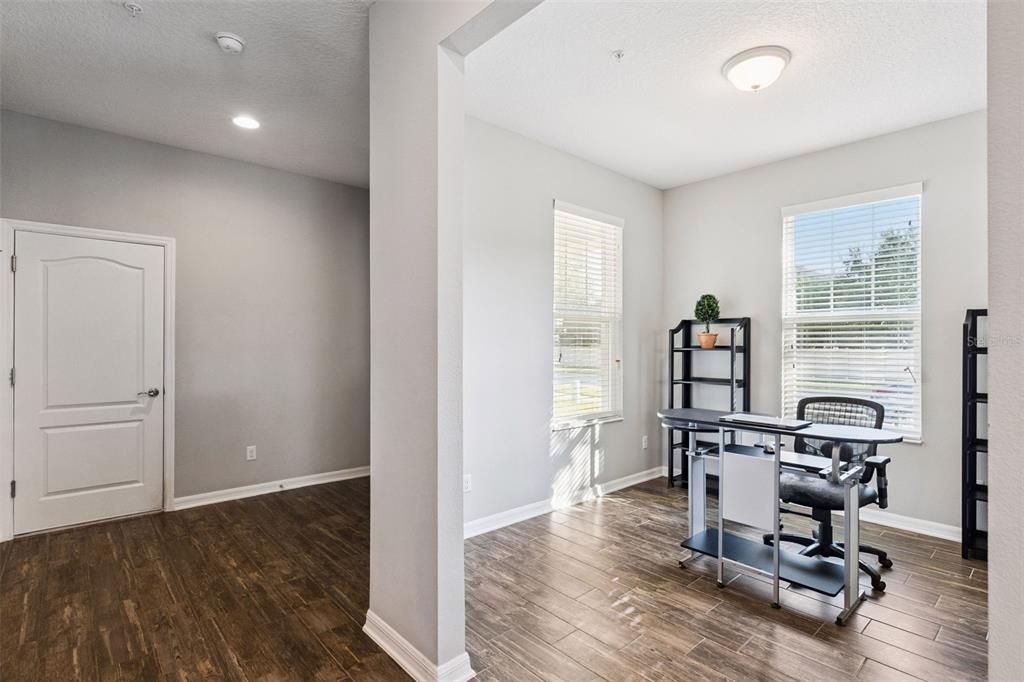 For Sale: $525,000 (3 beds, 2 baths, 2224 Square Feet)