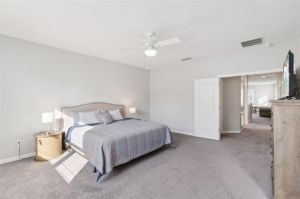 For Sale: $525,000 (3 beds, 2 baths, 2224 Square Feet)