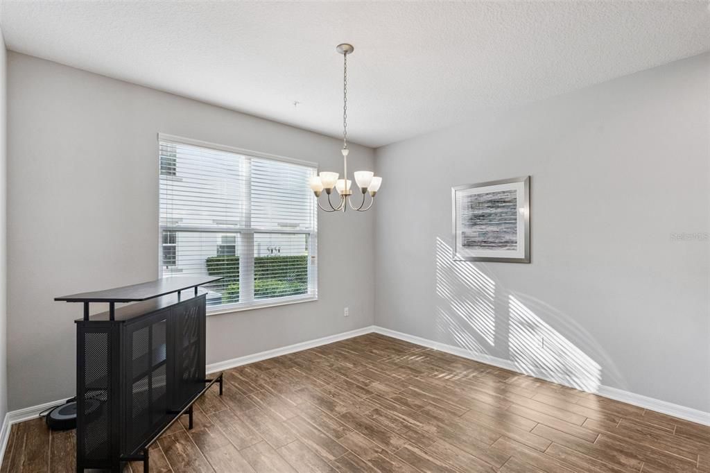 For Sale: $525,000 (3 beds, 2 baths, 2224 Square Feet)