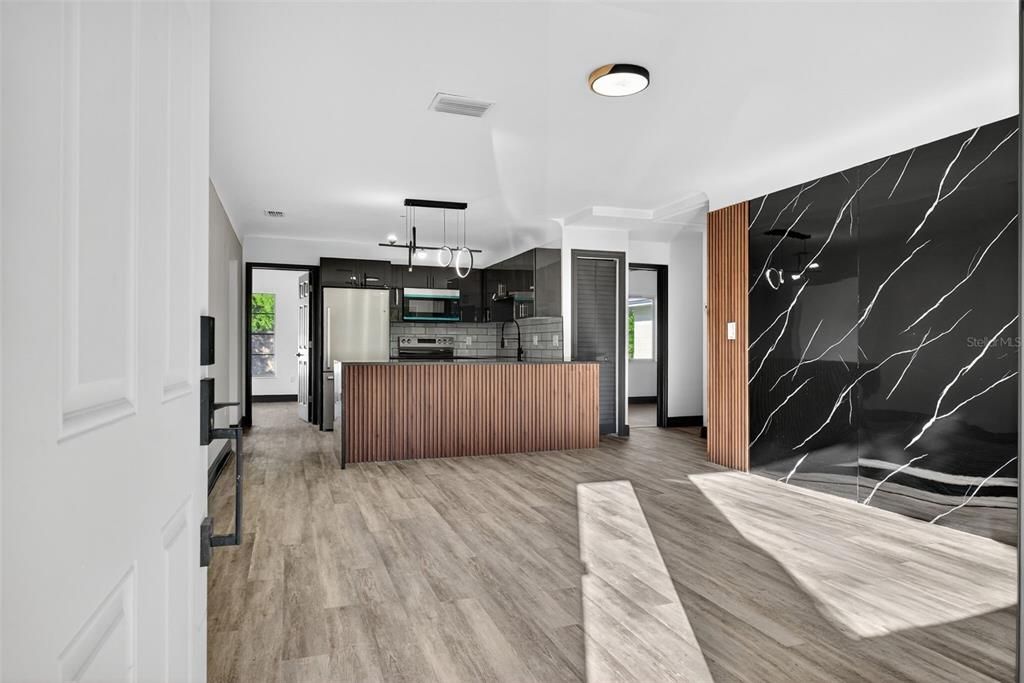 For Rent: $3,400 (4 beds, 3 baths, 1452 Square Feet)