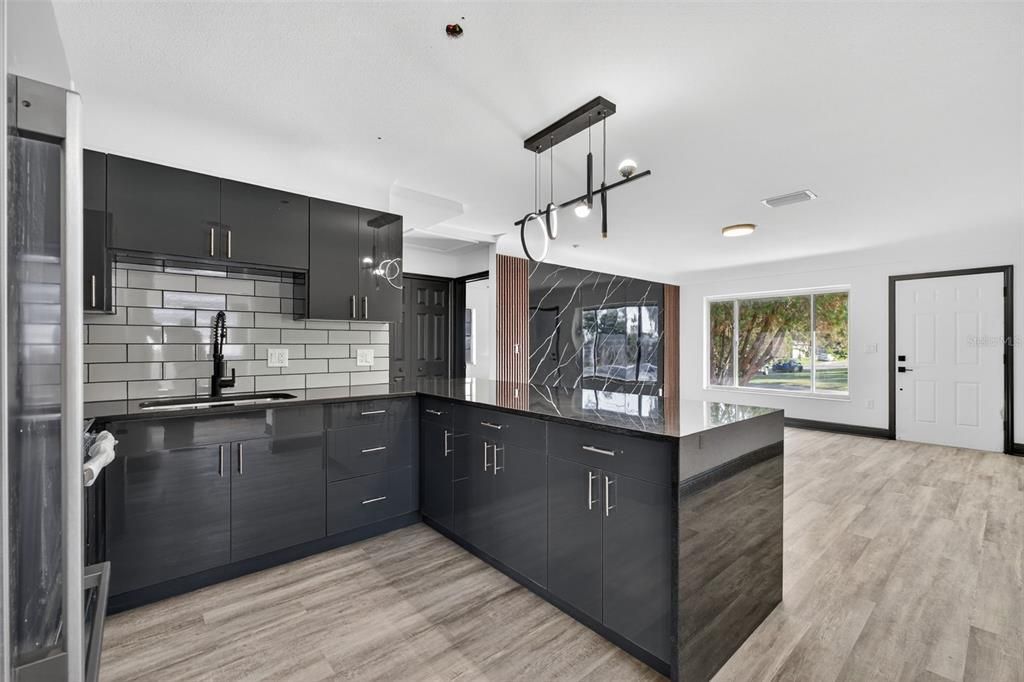 For Rent: $3,400 (4 beds, 3 baths, 1452 Square Feet)