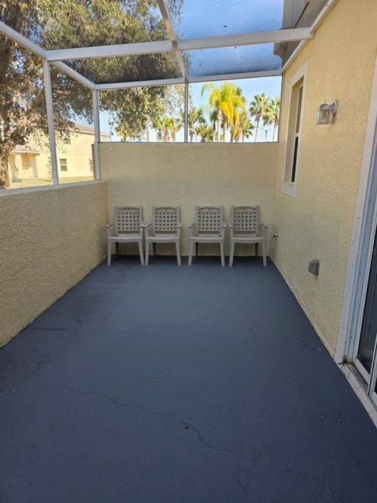 For Rent: $2,100 (4 beds, 3 baths, 1642 Square Feet)