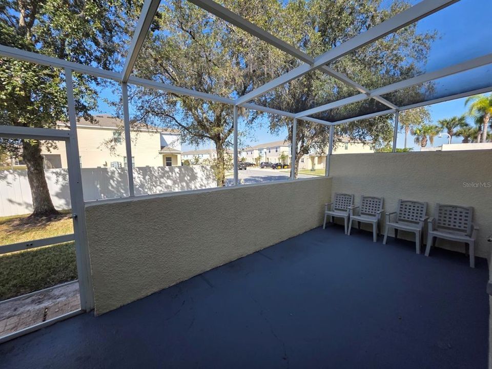 For Rent: $2,100 (4 beds, 3 baths, 1642 Square Feet)