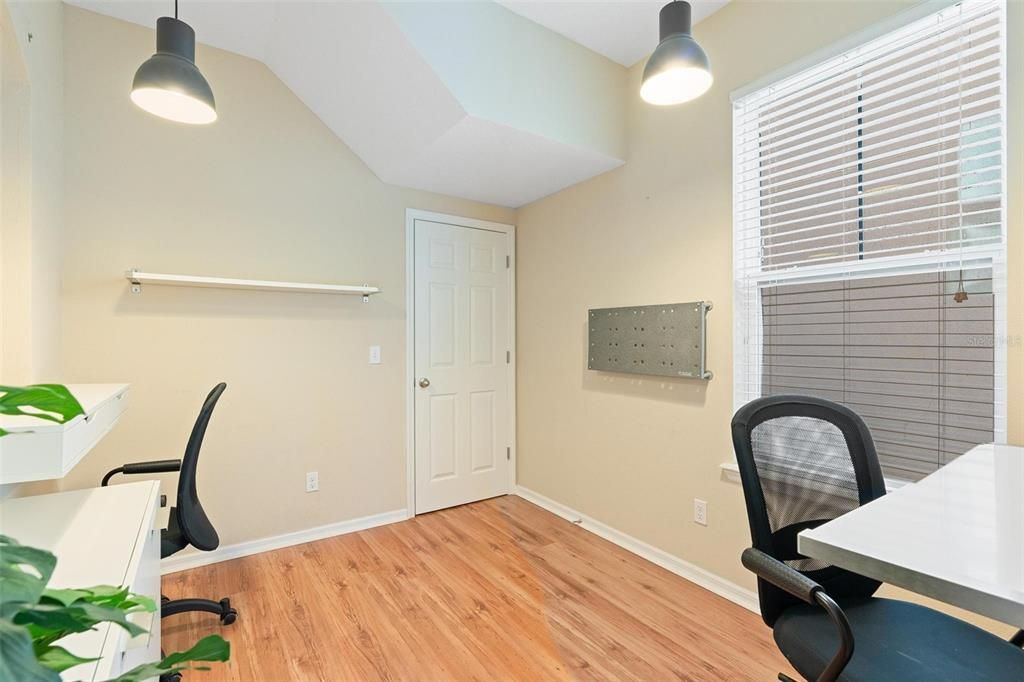 На продажу: $699,000 (4 спален, 3 ванн, 2615 Квадратных фут)