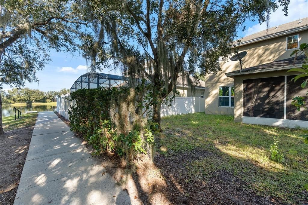 На продажу: $699,000 (4 спален, 3 ванн, 2615 Квадратных фут)