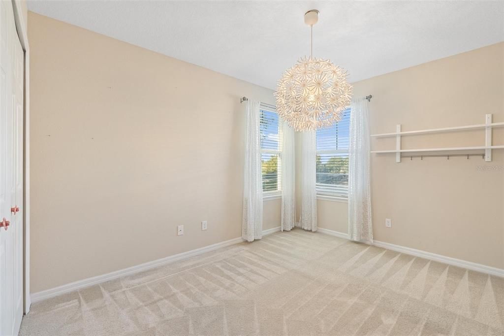 На продажу: $699,000 (4 спален, 3 ванн, 2615 Квадратных фут)