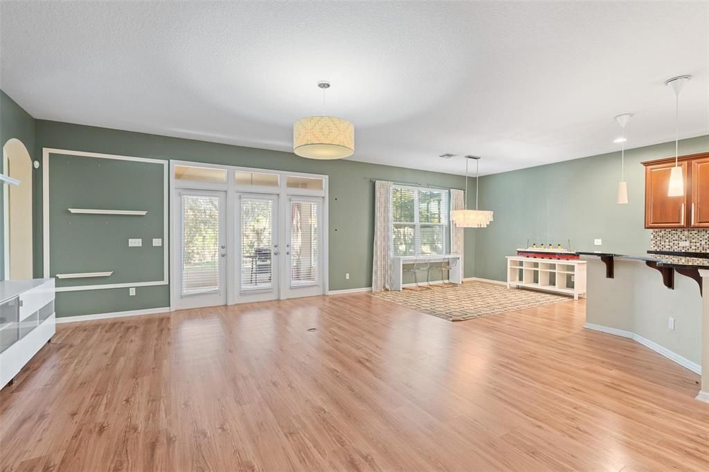 На продажу: $699,000 (4 спален, 3 ванн, 2615 Квадратных фут)