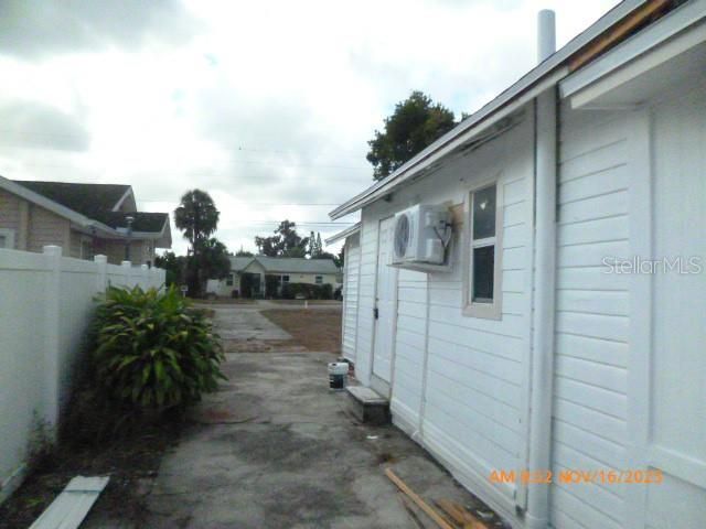 For Sale: $169,100 (2 beds, 1 baths, 534 Square Feet)