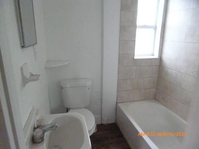 For Sale: $169,100 (2 beds, 1 baths, 534 Square Feet)
